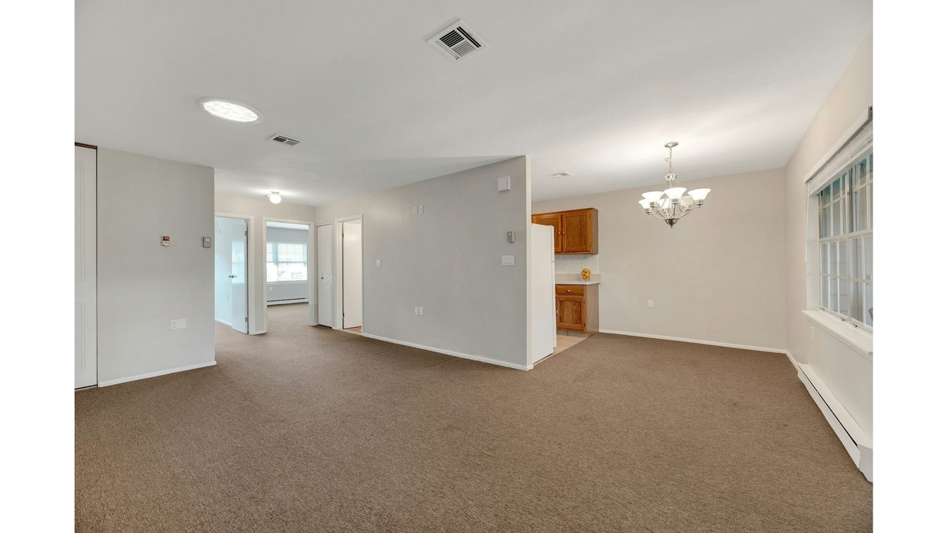 Chandelier, Empty room, Interior