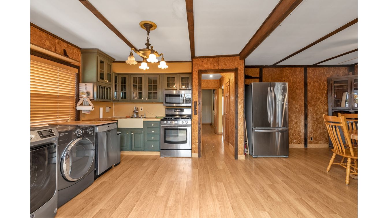 Chandelier, Interior, Kitchen, Stainless Steel Appliances, Washer, Wood Texture Flooring