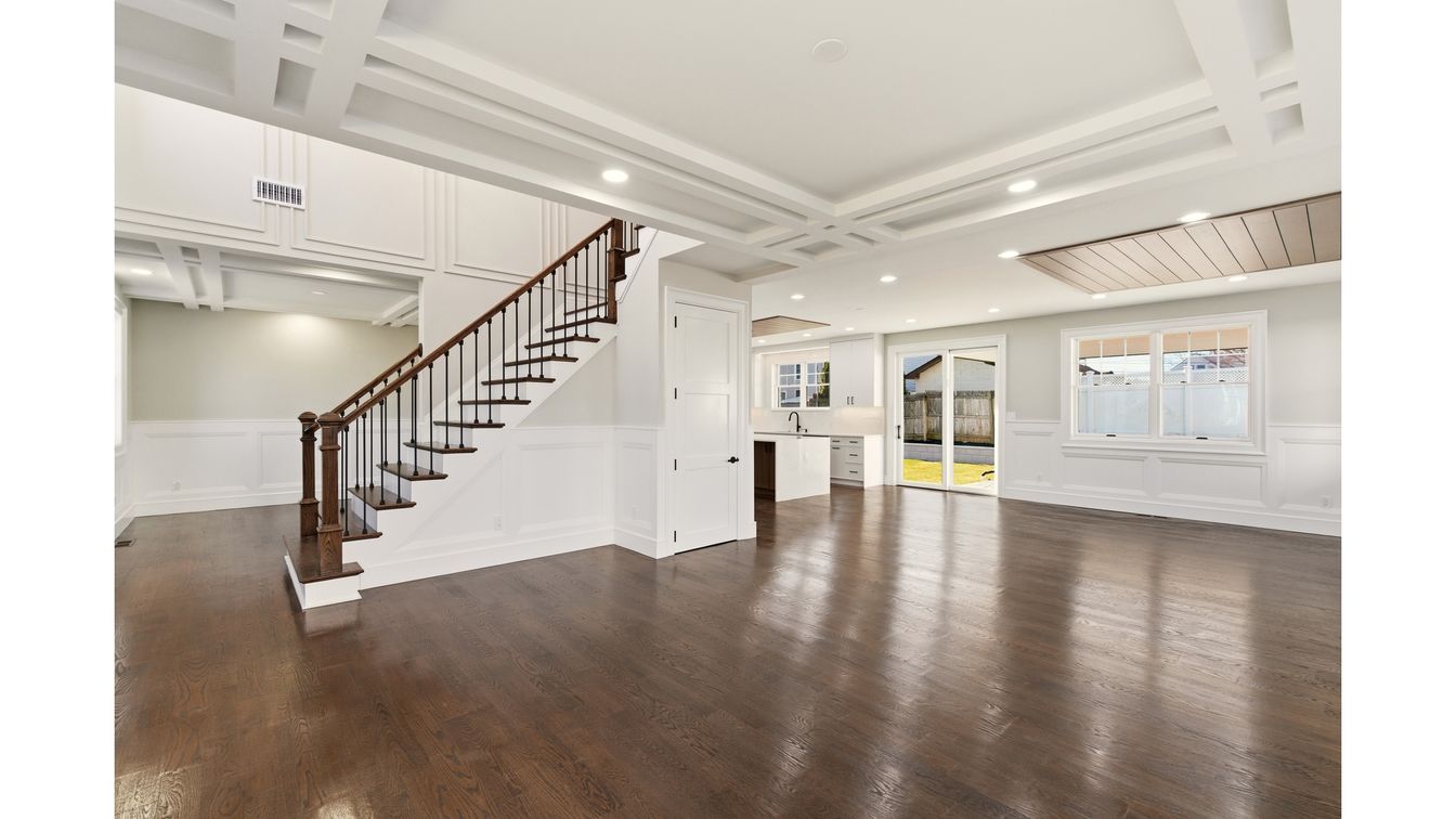 Interior, Recessed Lighting, Wood Texture Flooring
