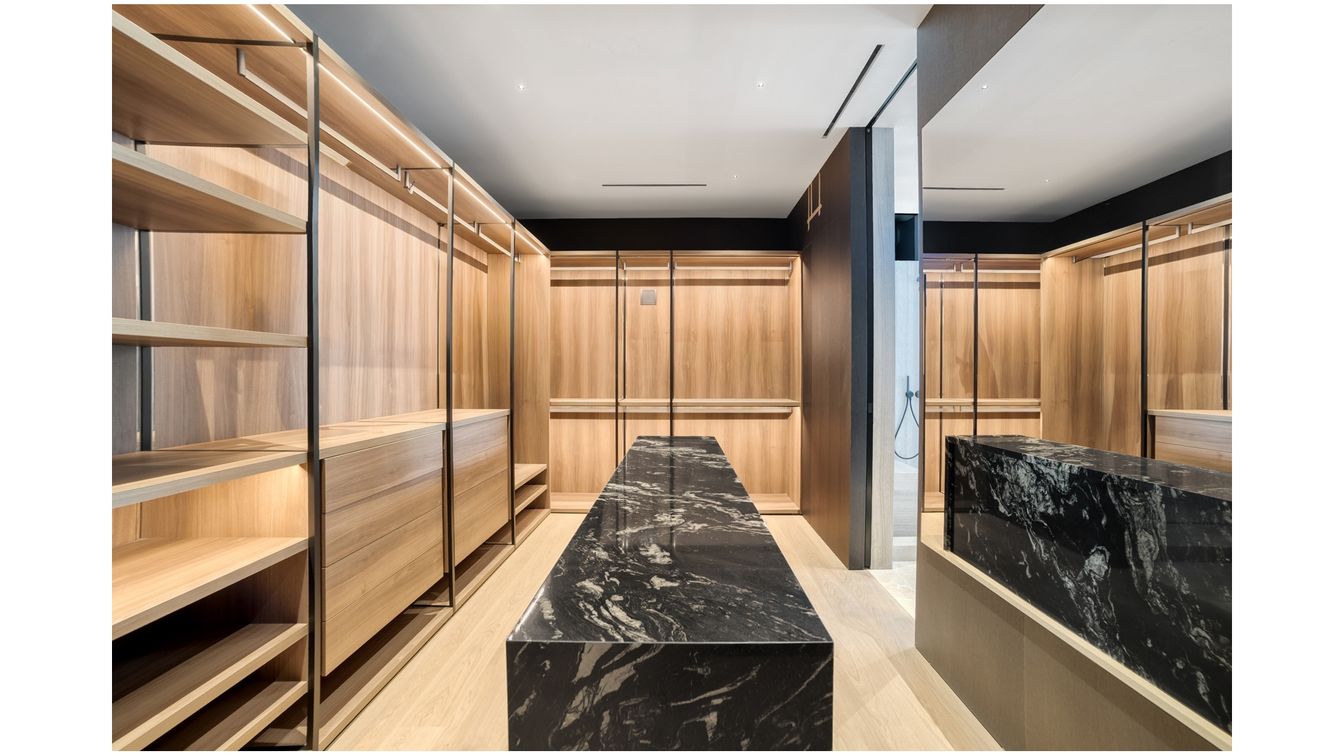 Interior, Recessed Lighting, Walk-in Closets