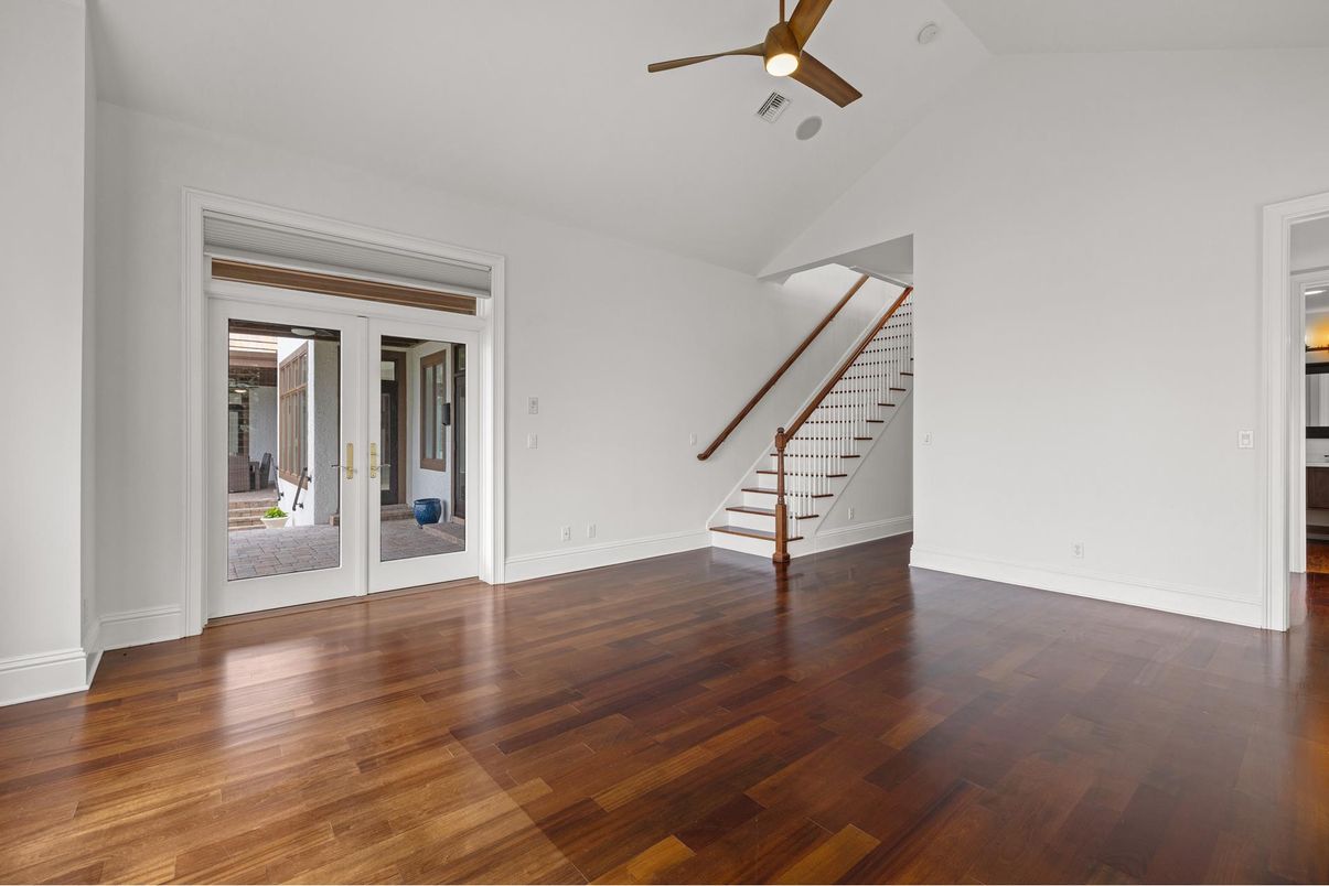 DE Listing image placeholder