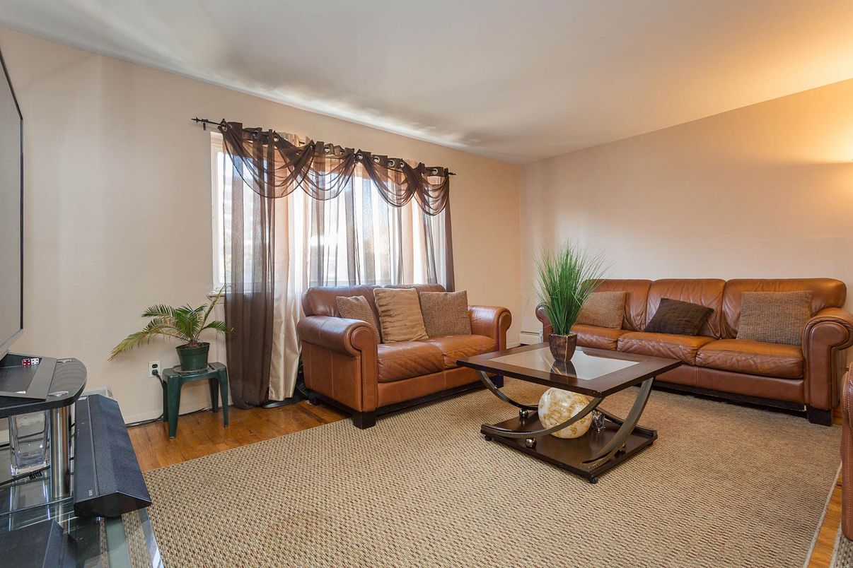 DE Listing image placeholder