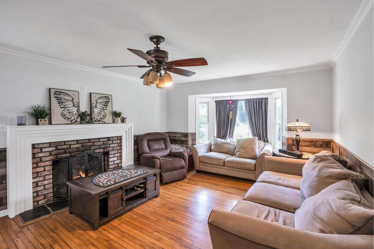 DE Listing image placeholder