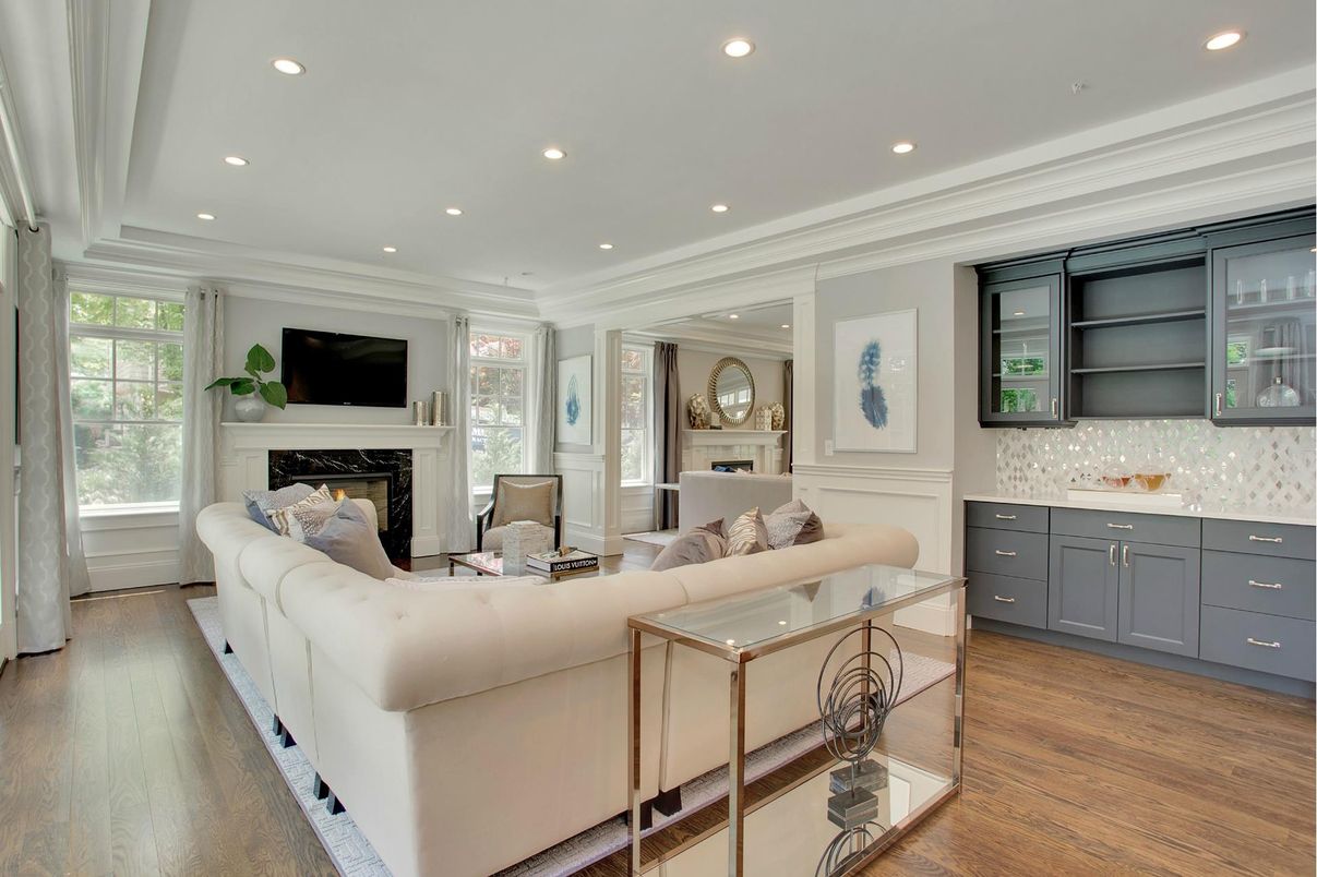 DE Listing image placeholder