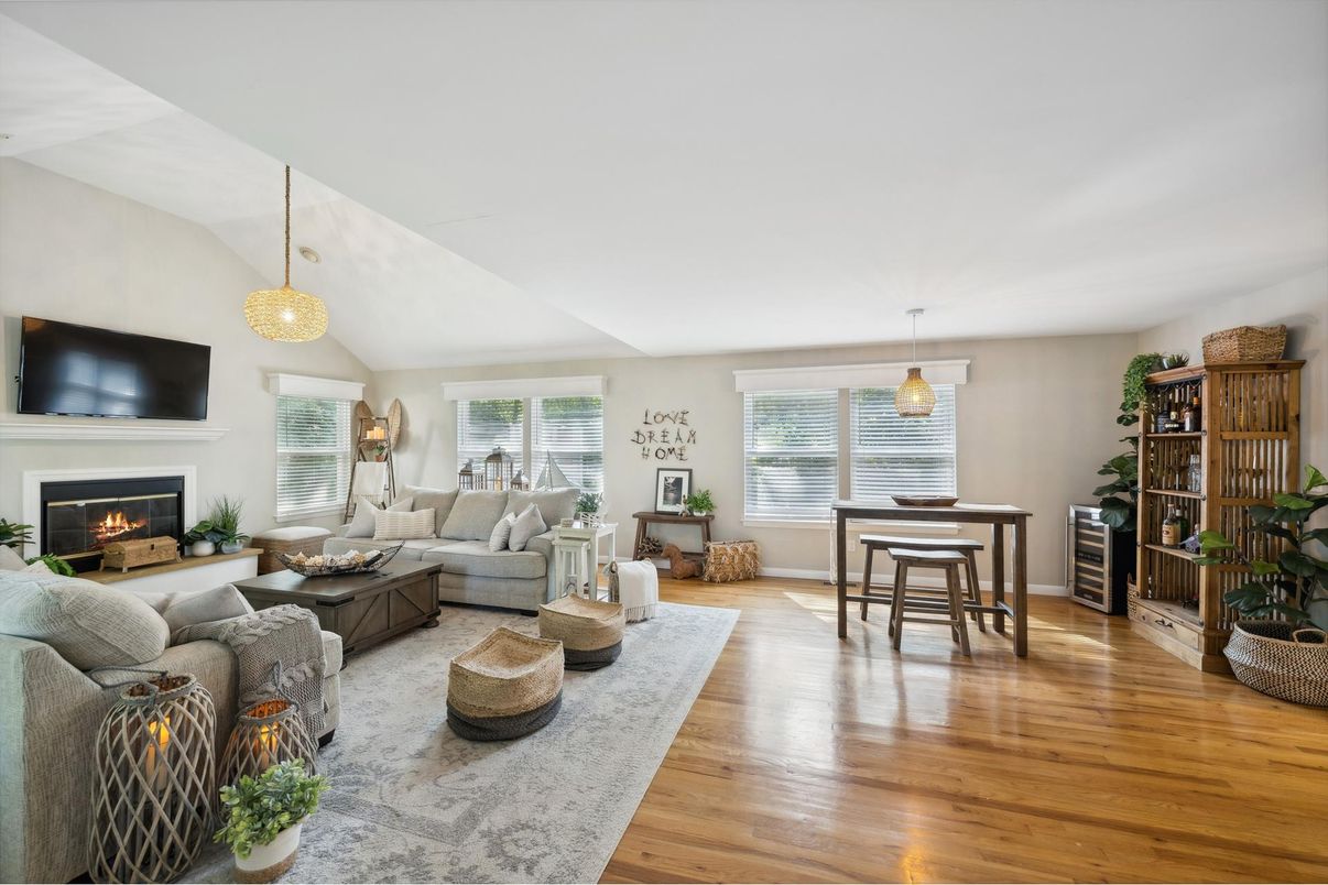 Dining room, Fireplace, Interior, Living room, Pendant Lights, Wood Texture Flooring