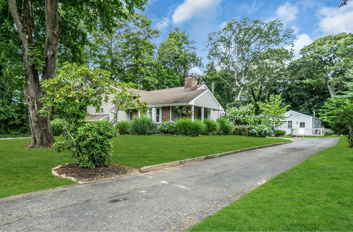 DE Listing image placeholder