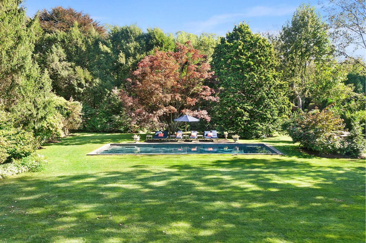 Backyard, Exterior, Pool