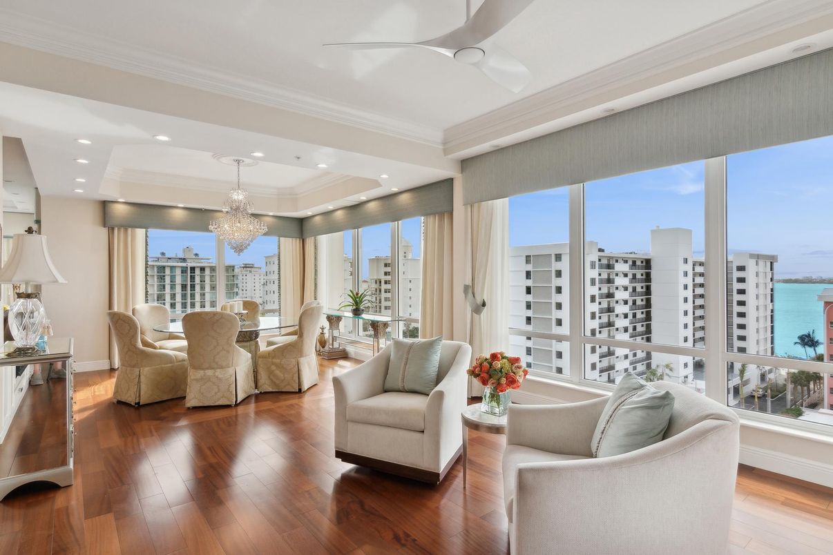 Chandelier, Dining room, Interior, Living room, Recessed Lighting, Water, Wood Texture Flooring