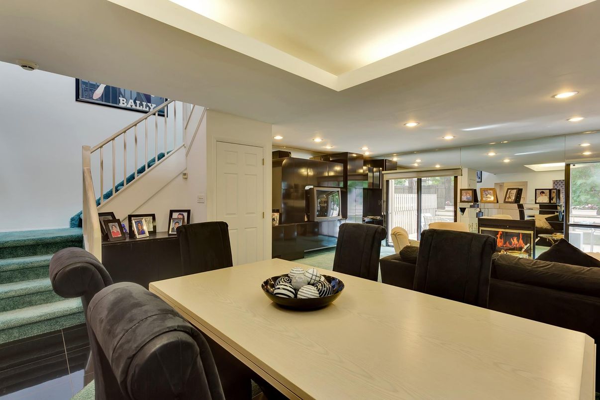 DE Listing image placeholder