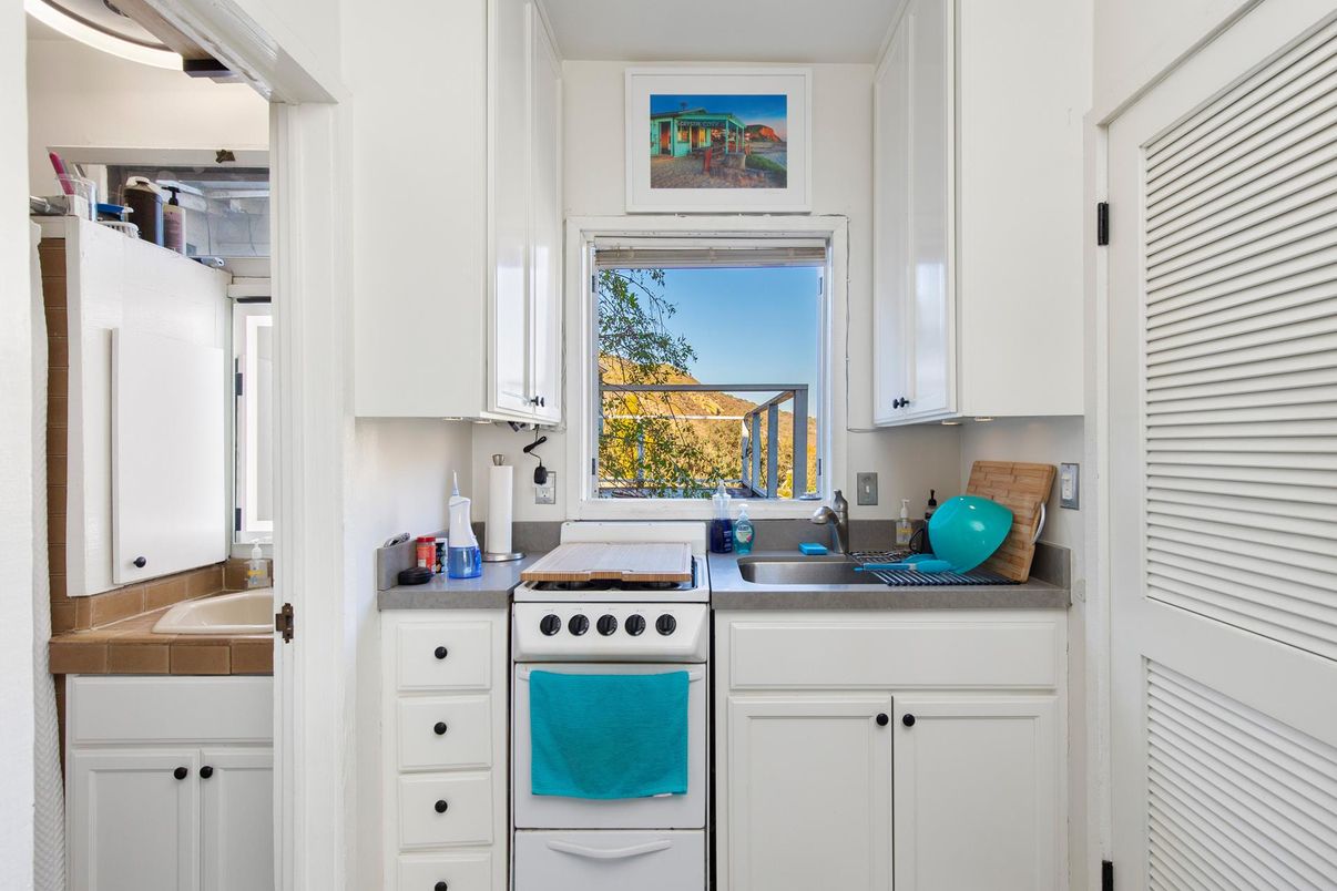 Interior, Kitchen, Tile Countertops