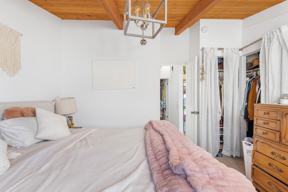 Bedroom, Interior, Wooden Beams, Wooden Ceilings