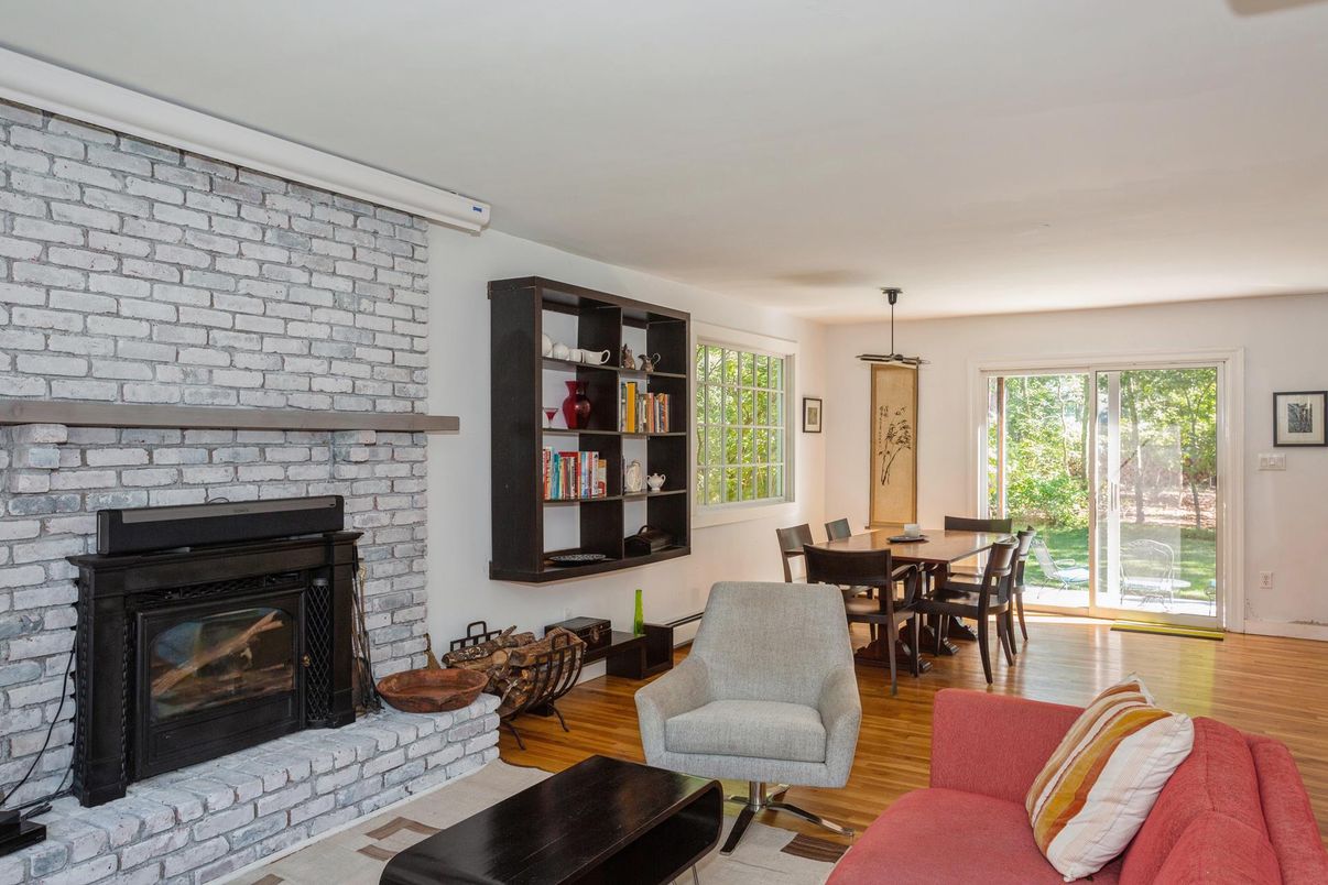 DE Listing image placeholder