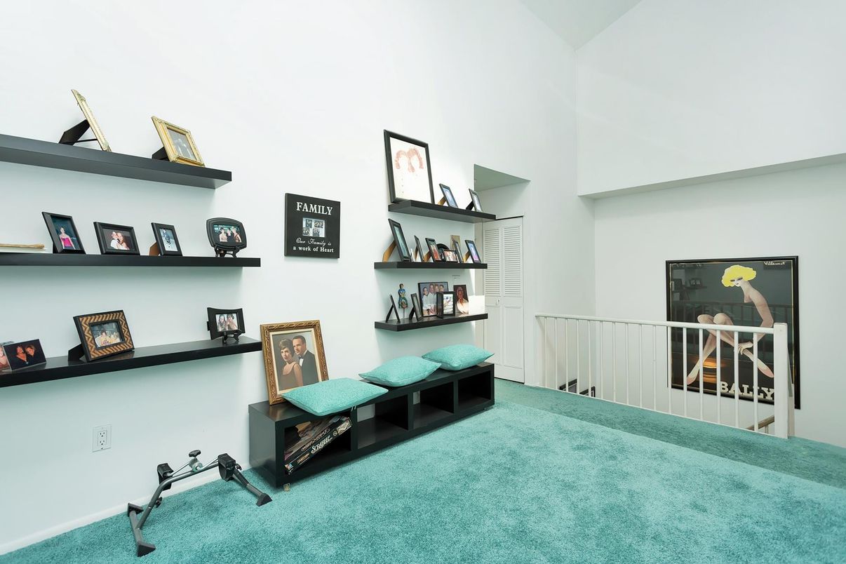 DE Listing image placeholder