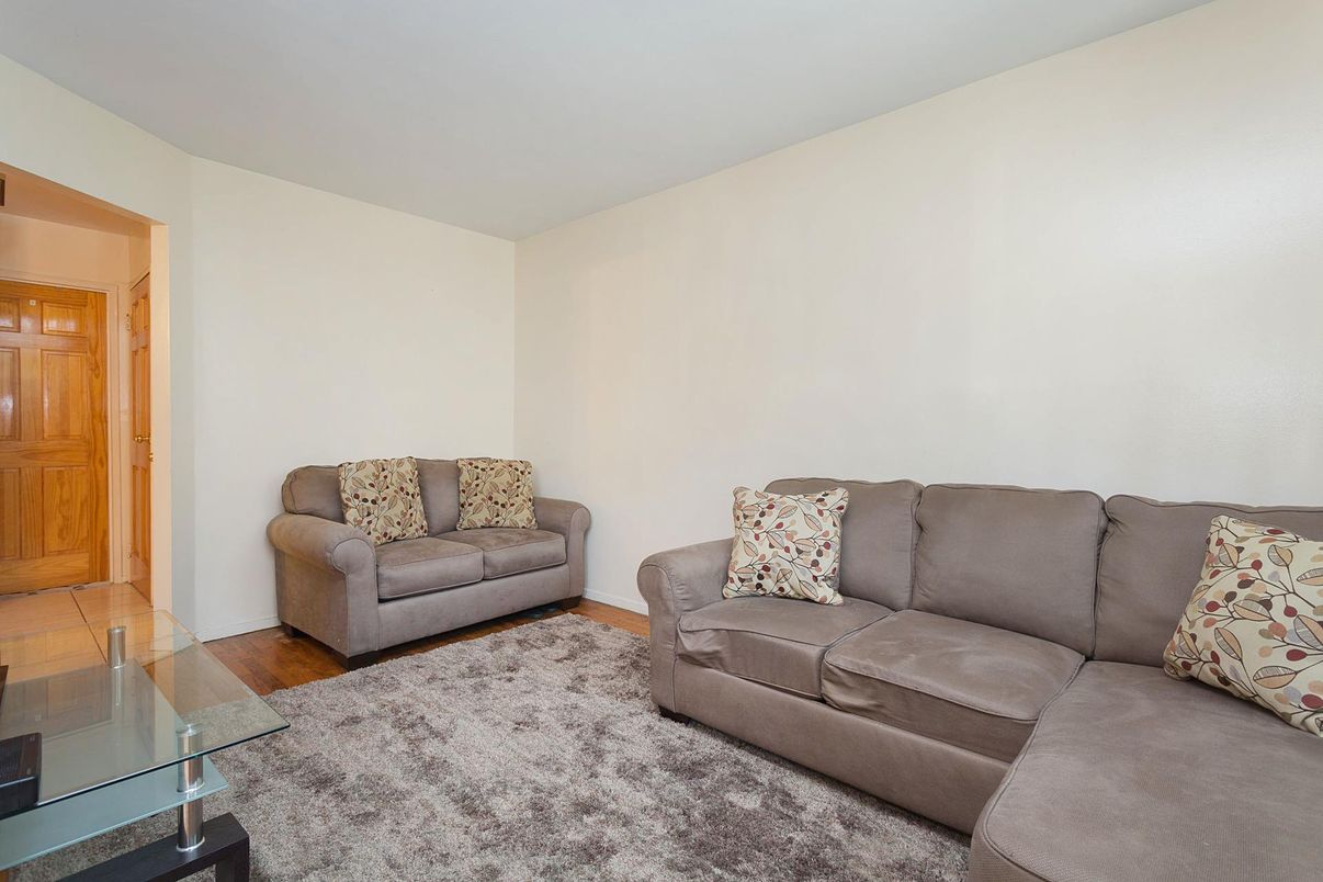 DE Listing image placeholder