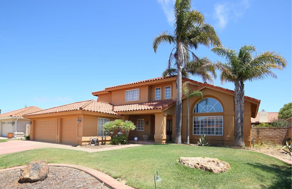 Attached, Backyard, Exterior, Facade, Mediterranean