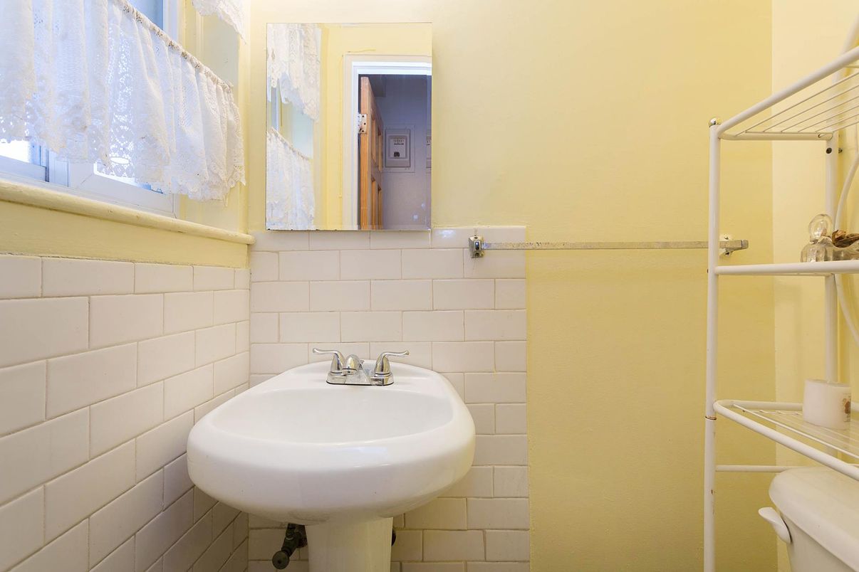 DE Listing image placeholder