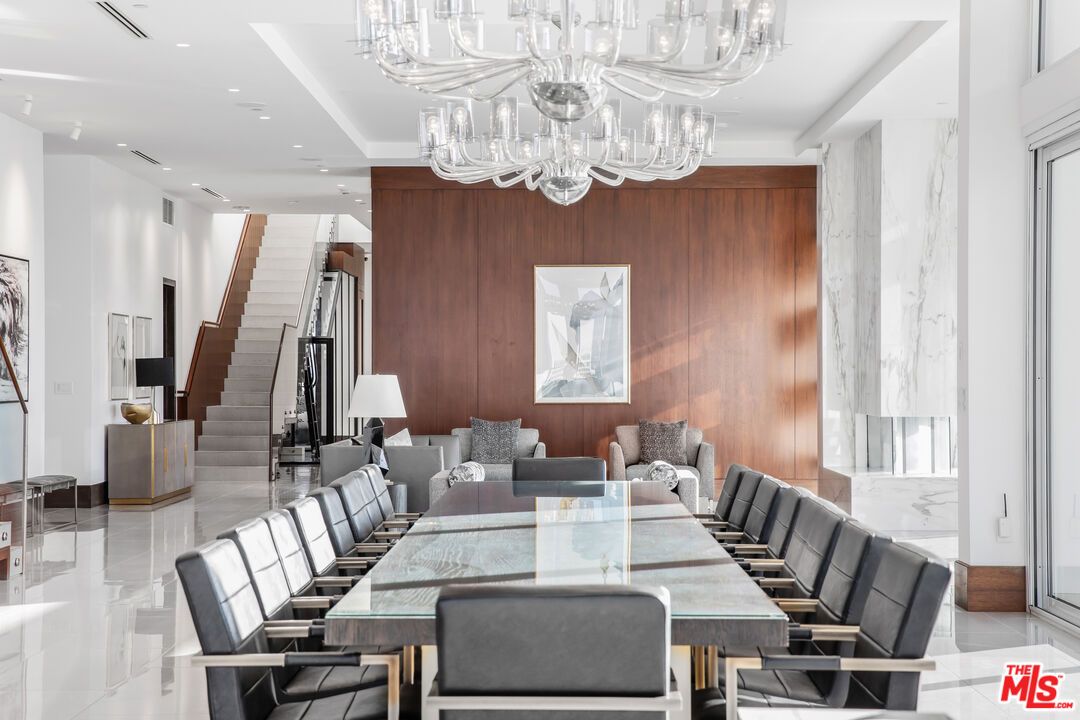 Chandelier, Dining room, Interior, Recessed Lighting, Wooden Walls