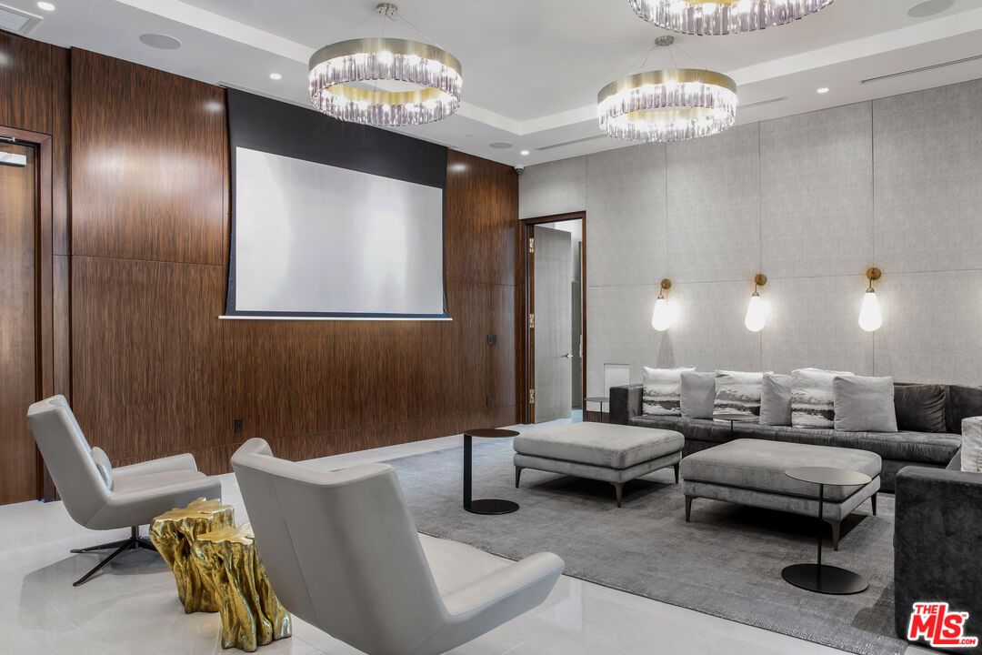 Chandelier, Interior, Projection Screen, Recessed Lighting, Theatre Room