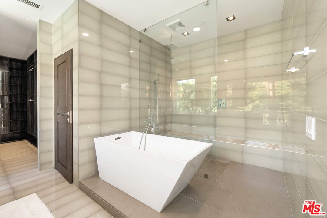 Bathroom, Free Standing Baths, Glass Shower, Interior, Recessed Lighting