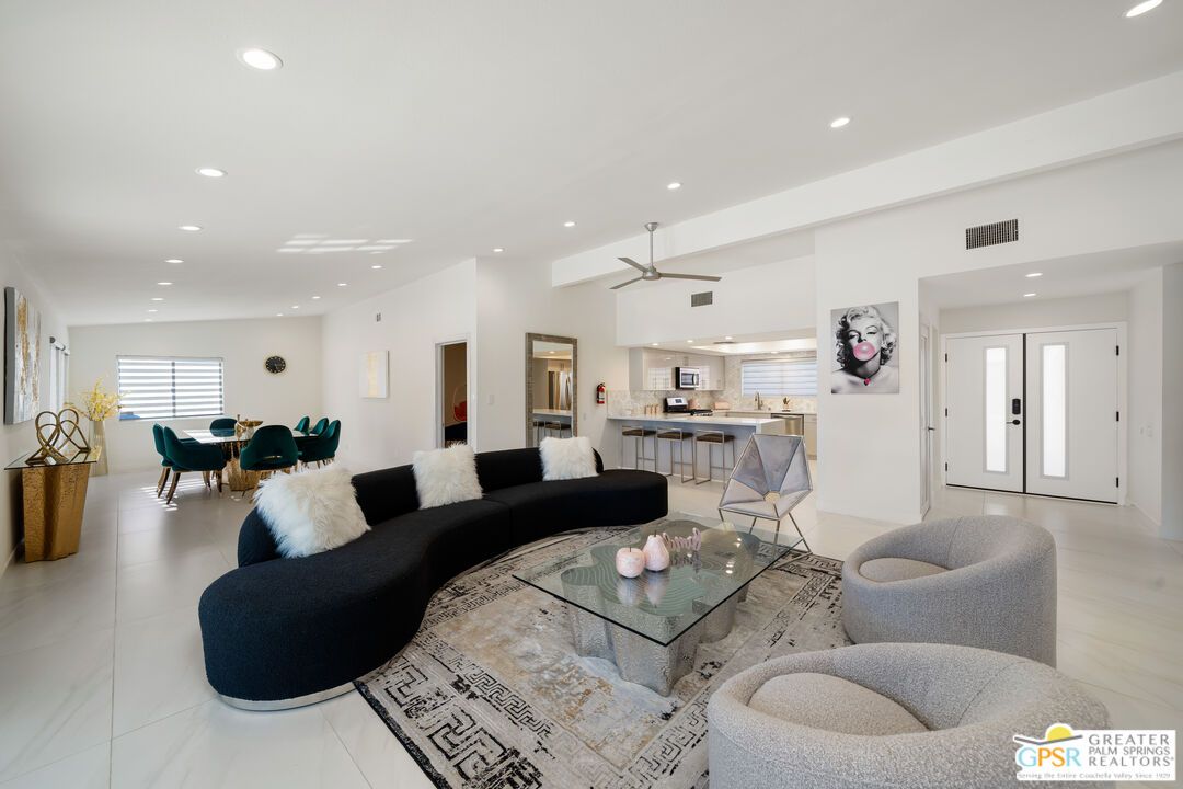 Dining room, Interior, Kitchen, Living room, Recessed Lighting