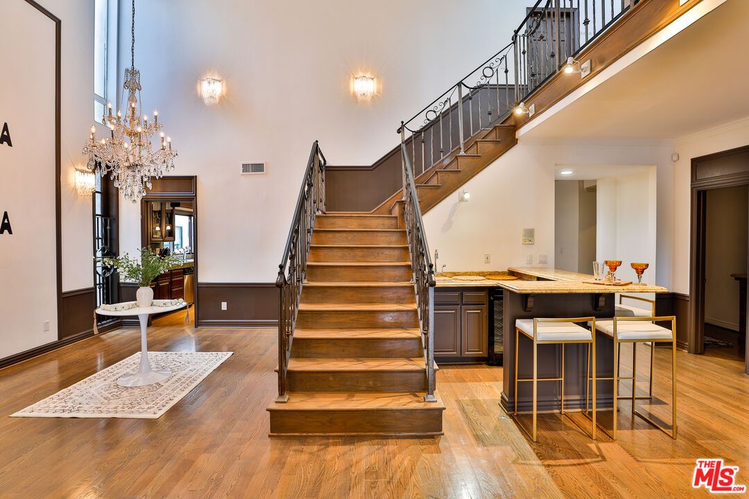 Chandelier, Interior, Wood Texture Flooring
