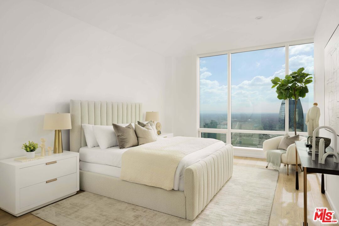 Bedroom, Interior, Water, Wood Texture Flooring