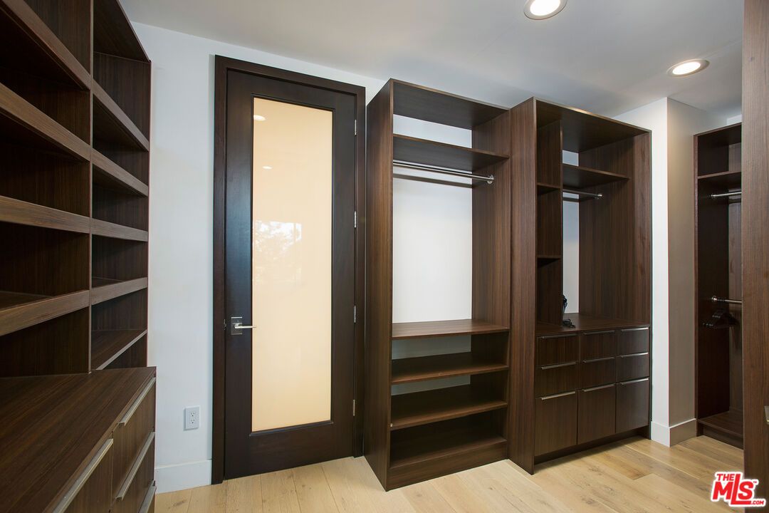 Interior, Recessed Lighting, Walk-in Closets, Wood Texture Flooring