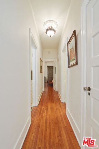 Chandelier, Interior, Wood Texture Flooring