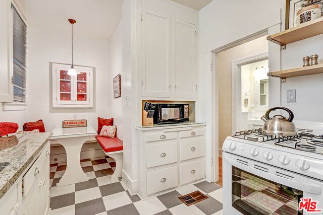Interior, Kitchen, Pendant Lights