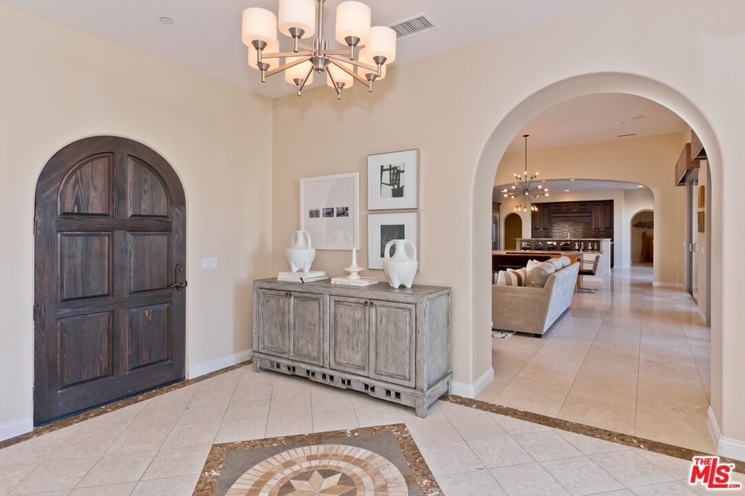Chandelier, Interior, Pendant Lights
