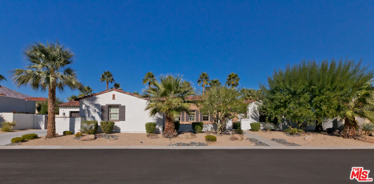 Exterior, Facade, Spanish Mediterranean