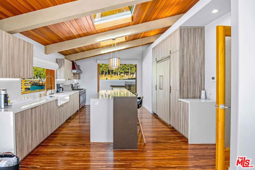 Interior, Kitchen, Pendant Lights, Recessed Lighting, Wooden Beams, Wooden Ceilings, Wood Texture Flooring