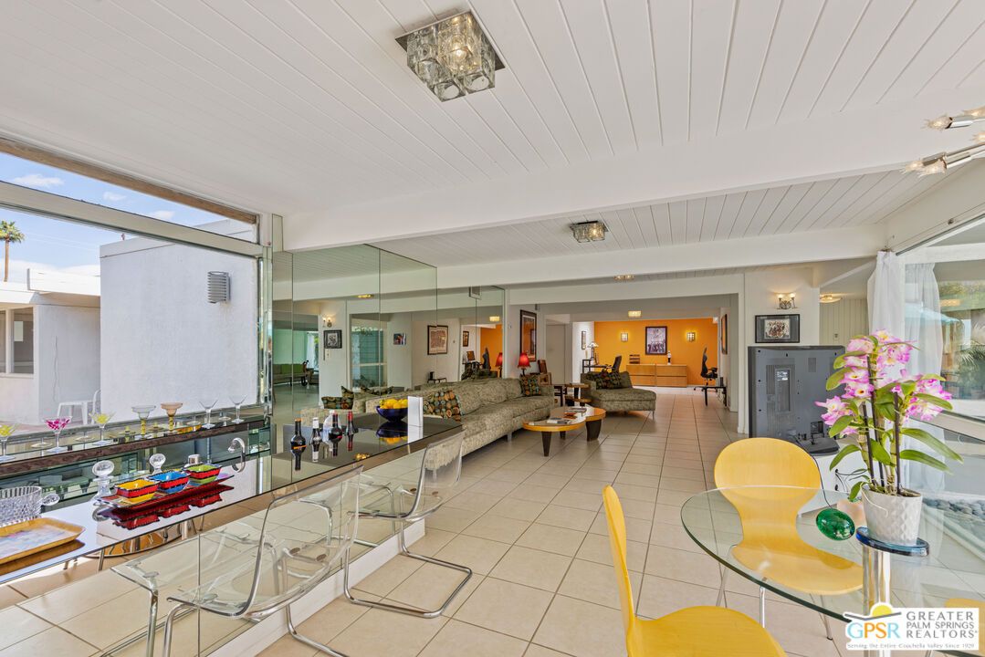 Interior, Living room