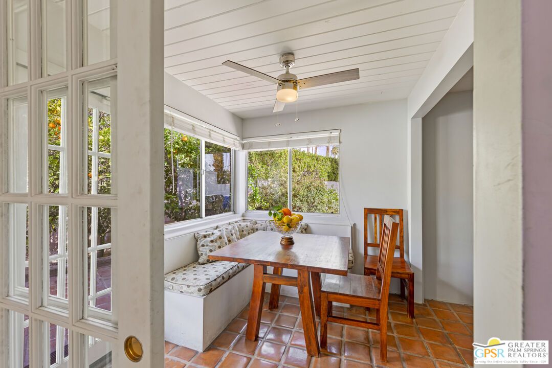 Dining room, Interior, Sun Room