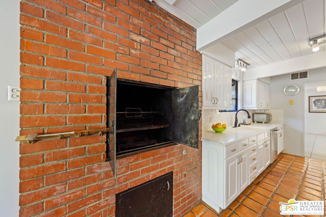 Interior, Kitchen, Stone Walls