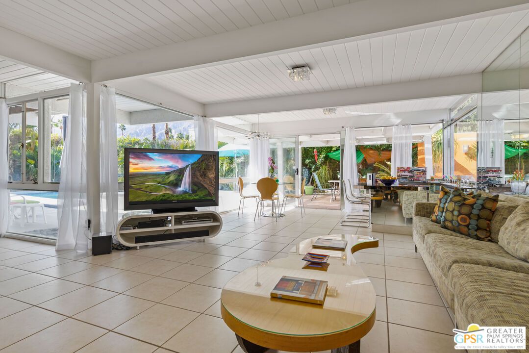 Dining room, Interior, Living room