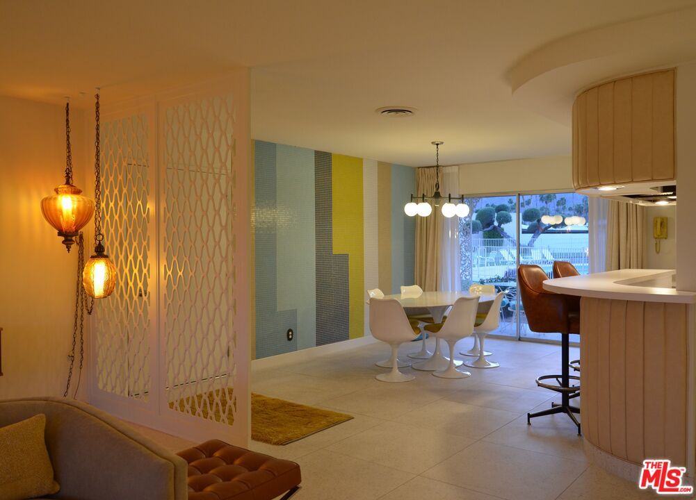 Dining room, Interior, Pendant Lights