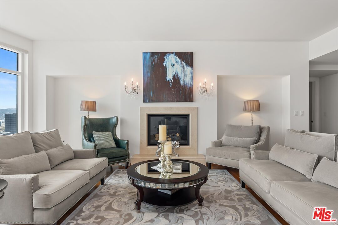 Fireplace, Interior, Living room