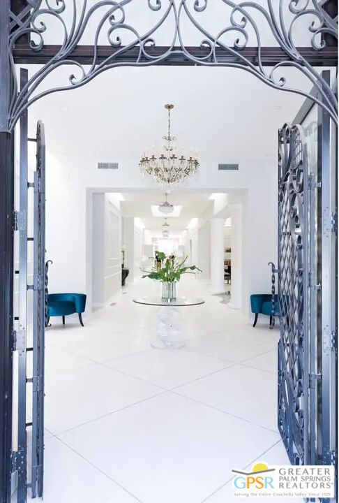 Chandelier, Interior, Marble