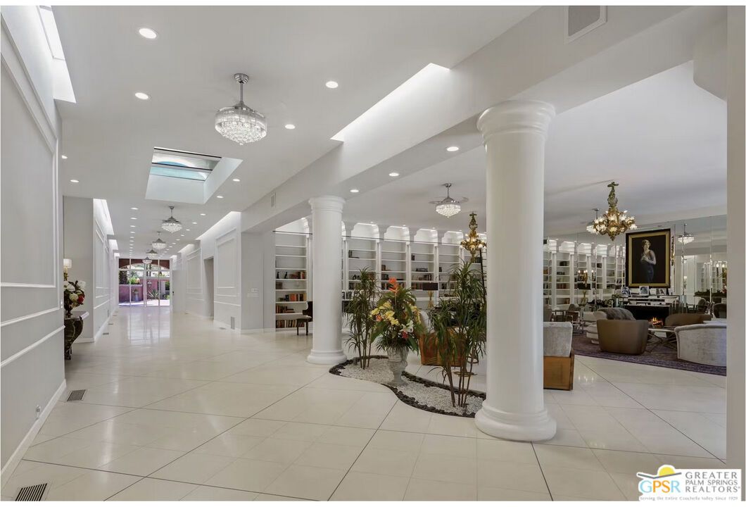 Chandelier, Interior, Living room, Recessed Lighting