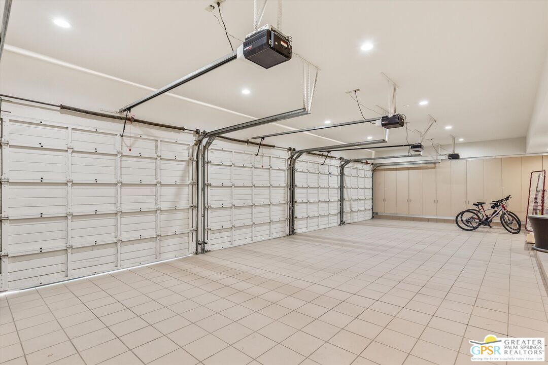 Garage, Interior, Recessed Lighting