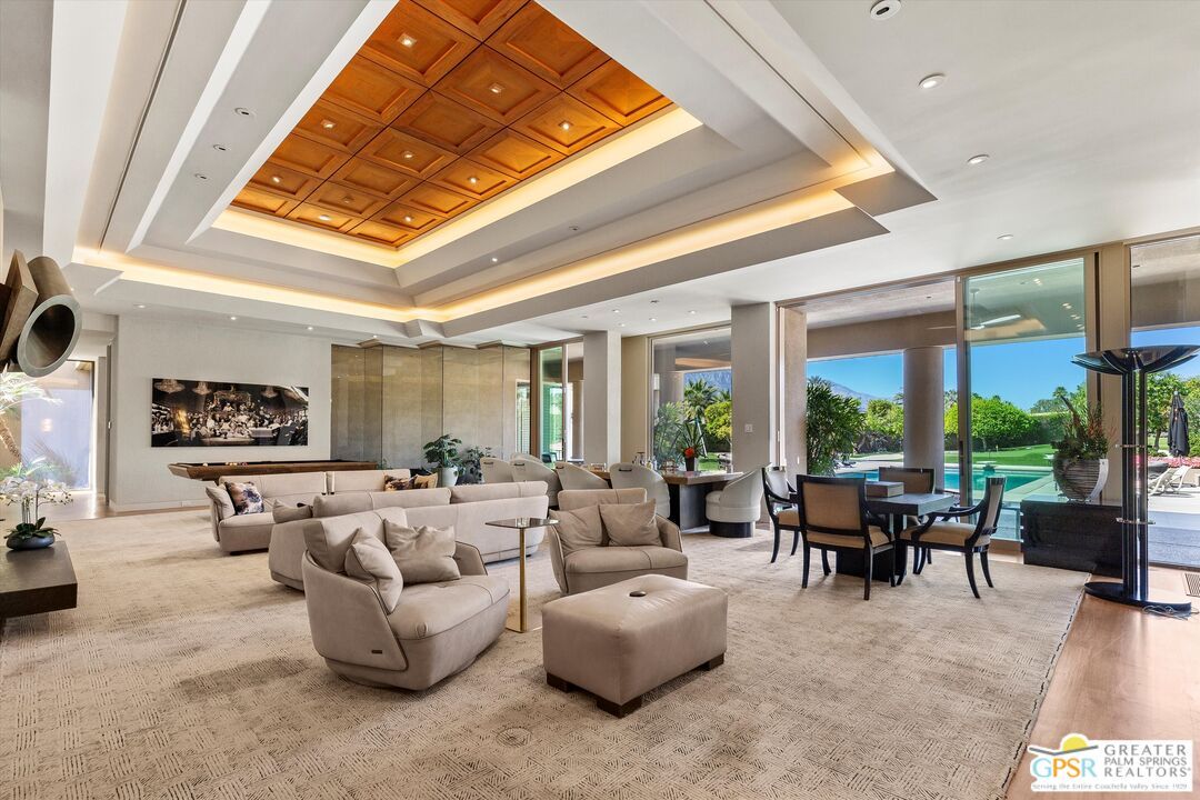 Dining room, Interior, Living room, Recessed Lighting