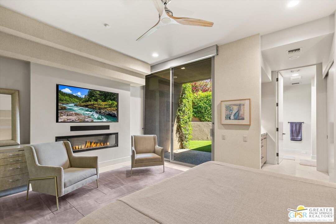 Fireplace, Interior, Recessed Lighting