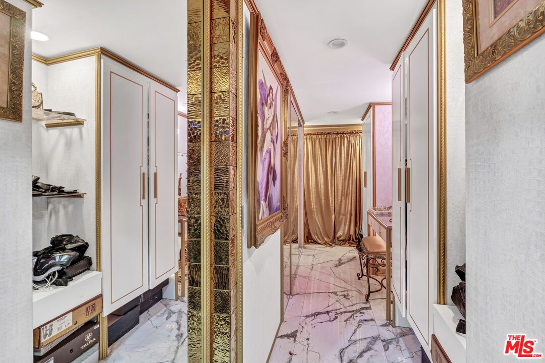 Interior, Marble, Recessed Lighting