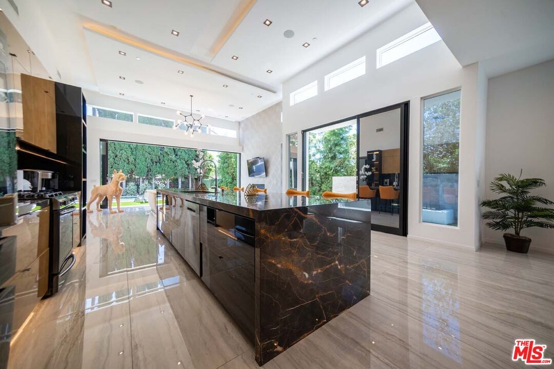 Dining room, Interior, Kitchen, Marble Walls, Pendant Lights, Recessed Lighting