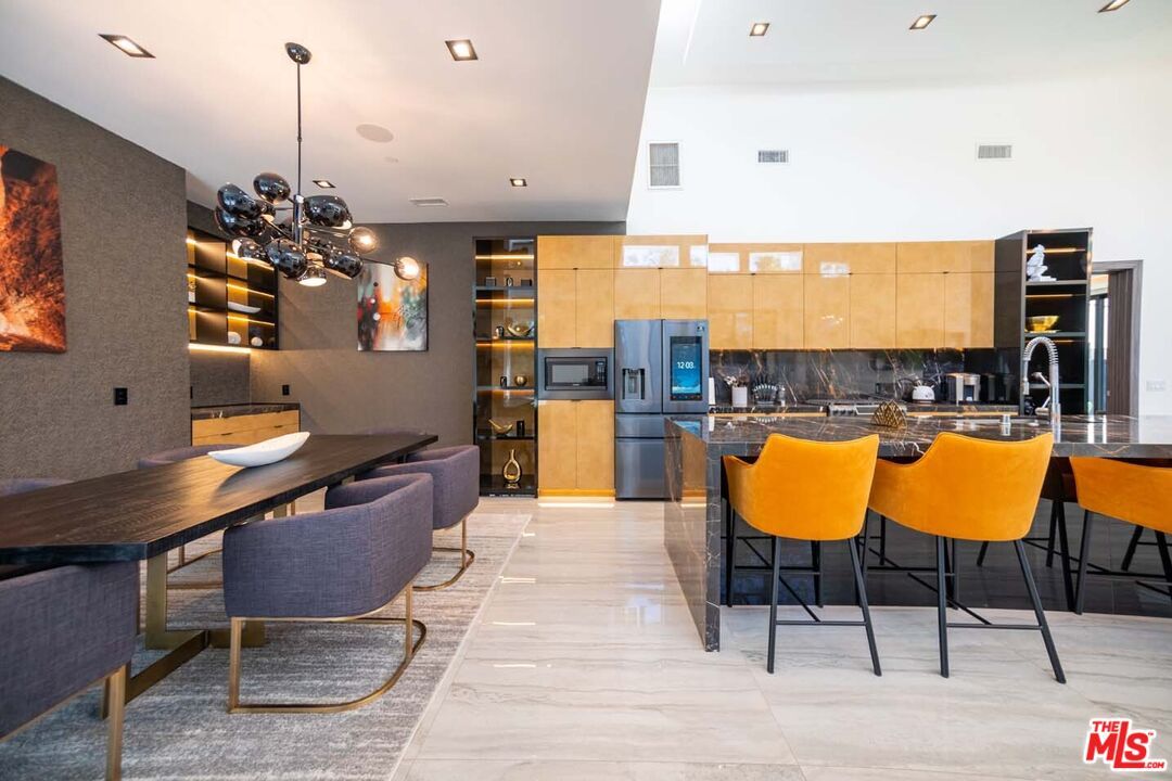 Dining room, Interior, Kitchen, Marble, Pendant Lights, Recessed Lighting, Stainless Steel Appliances