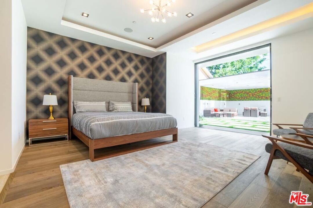 Bedroom, Interior, Pendant Lights, Recessed Lighting, Wood Texture Flooring