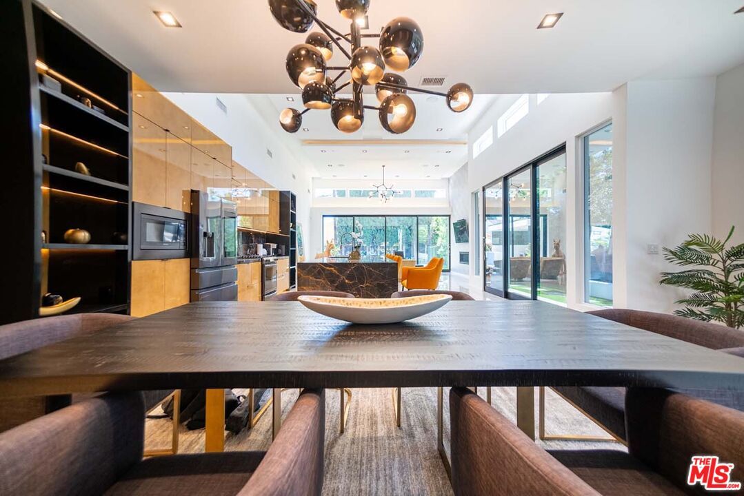 Dining room, Interior, Kitchen, Pendant Lights, Recessed Lighting