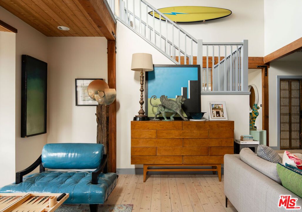 Interior, Recessed Lighting, Wooden Ceilings, Wood Texture Flooring