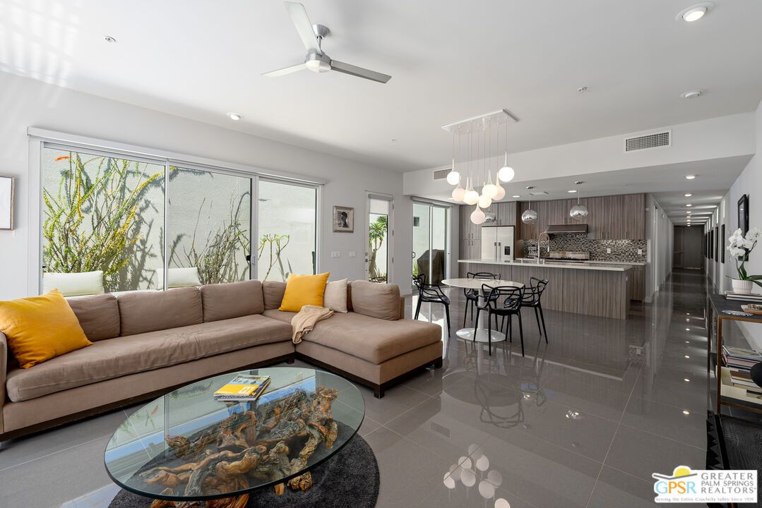 Interior, Kitchen, Living room, Pendant Lights, Recessed Lighting, Stainless Steel Appliances